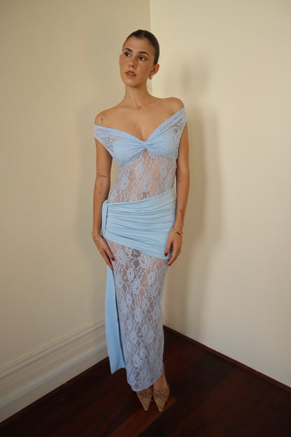 SAMPLE Ivana